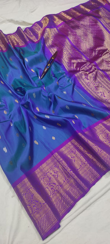 Premium Gadwal Handloom Pure Silk With Self Kanchi Border and Butta Blouse