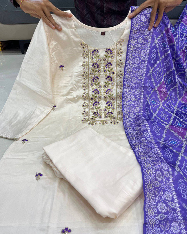 Graceful Banarasi Bandhej Suit Set | Banana Silk Kurti Pant Dupatta